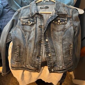 Blingy jean jacket small